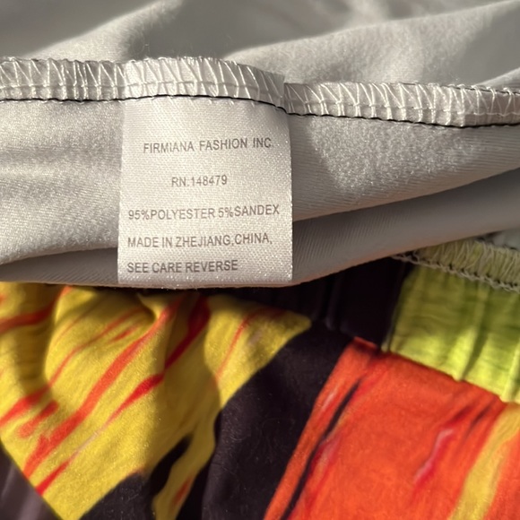 Lily By Firmiana Plus Size Rainbow Leg Pants Leggings Size 4XL - Picture 6 of 6